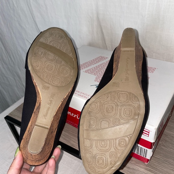 American Eagle peep toe twist wedges - Picture 5 of 7